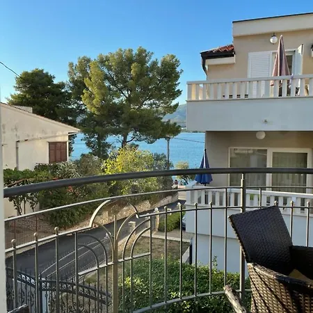 Villa Franda Trogir Exterior photo