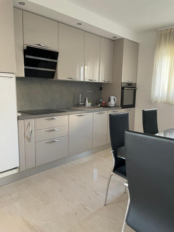 Franda Apartment *